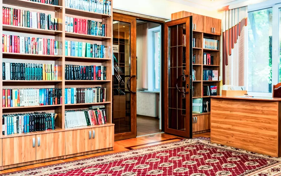 Библиотека в «Военном санатории» в г. Ессентуки - фотография