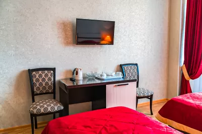 Двухместный однокомнатный номер в Военном Санатории в г. Ессентуки - фотография